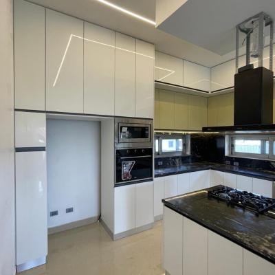 42. Kitchen 04